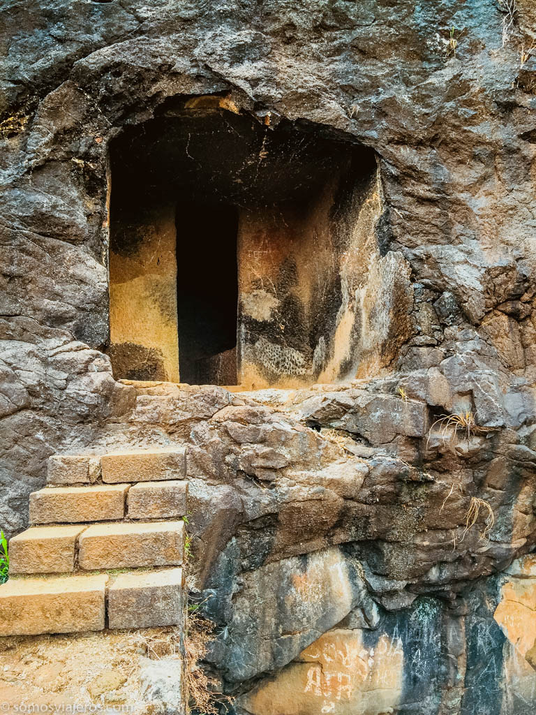 Cuevas de Bhaja en India-14