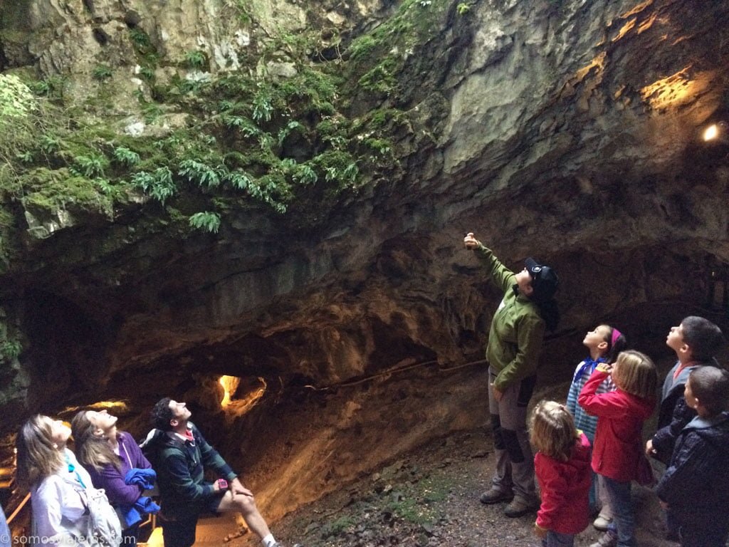 pirineo con niños - villanua - cueva guixas