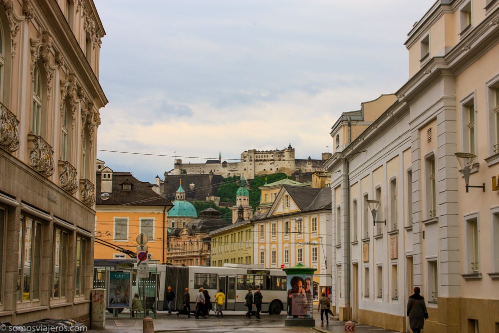 vista del castillo en Salzburgo