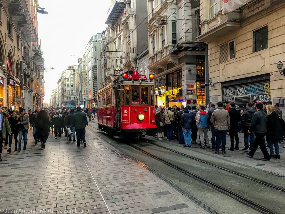 tranvia en Estambul