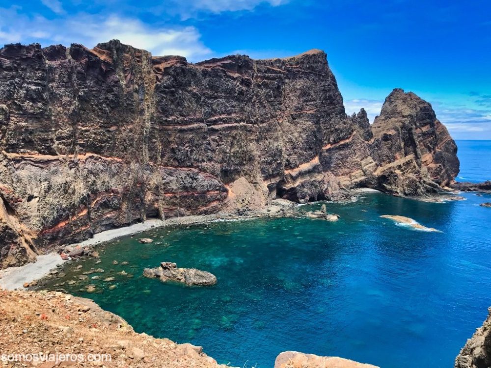paredes escarpadas en ruta San Lorenzo en madeira